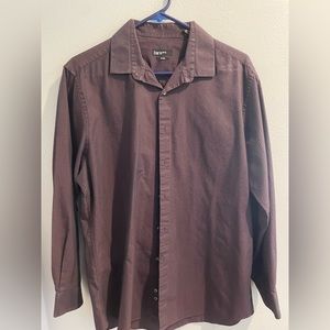 Slim fit maroon dress shirt